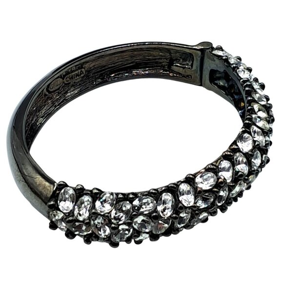 KJL Clamper Bracelet Kenneth Jay Lane Clear Crystals Rhinestones Gunmetal Signed - Picture 1 of 8